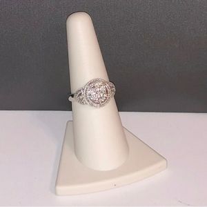 🚫🚫SOLD🚫🚫Real Diamond Ring 💍💎😍